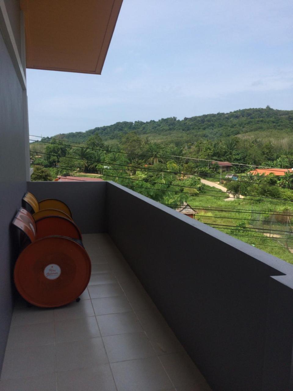 Appartement Am House à Klong Muang Beach Extérieur photo